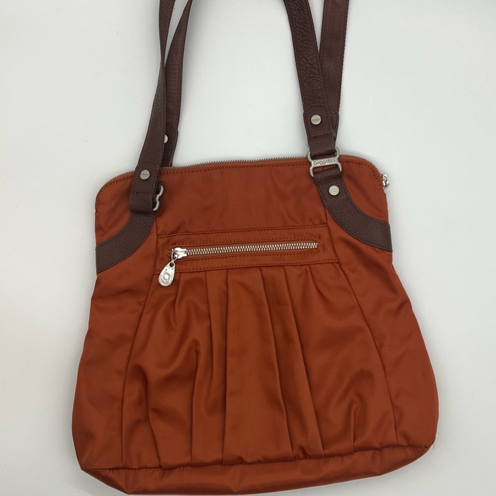 Baggallini Burnt Umber Pleated Handbag